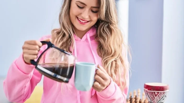 13 Maneiras naturais de aumentar sua energia diária sem depender de café ou açúcar