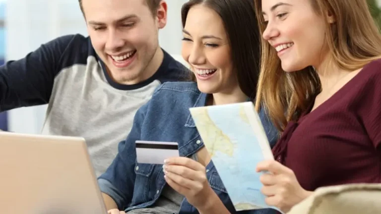 6 boas opções de cartões para menores de 18 anos em 2023