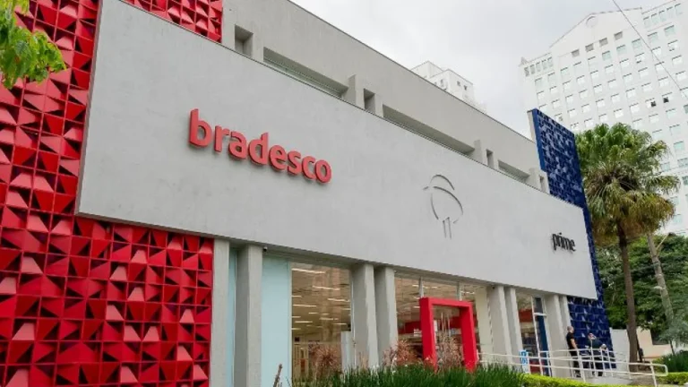Bradesco implementa nova exigência para todos os clientes