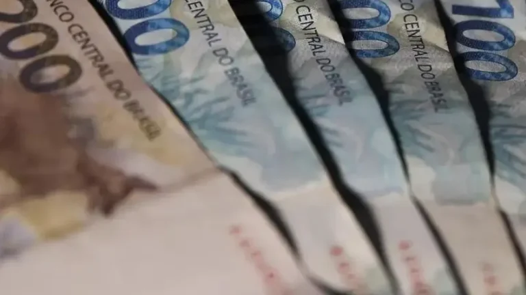 Brasileiros ainda podem resgatar R$ 7,5 bilhões