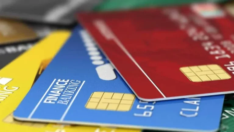 Cartões de crédito para negativados: confira os melhores para solicitar em 2023