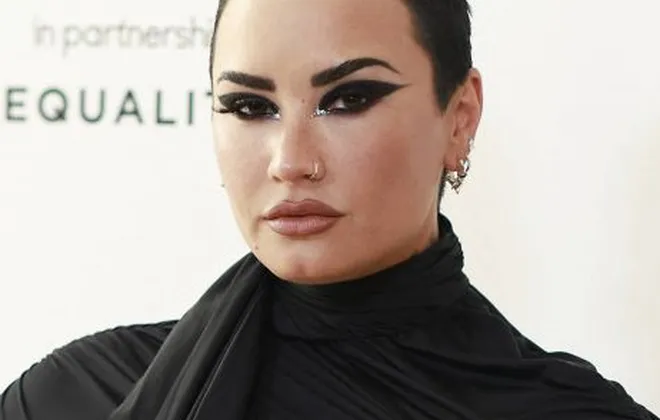Demi Lovato e outros: Relembre famosos que anunciaram aposentadoria em 2022