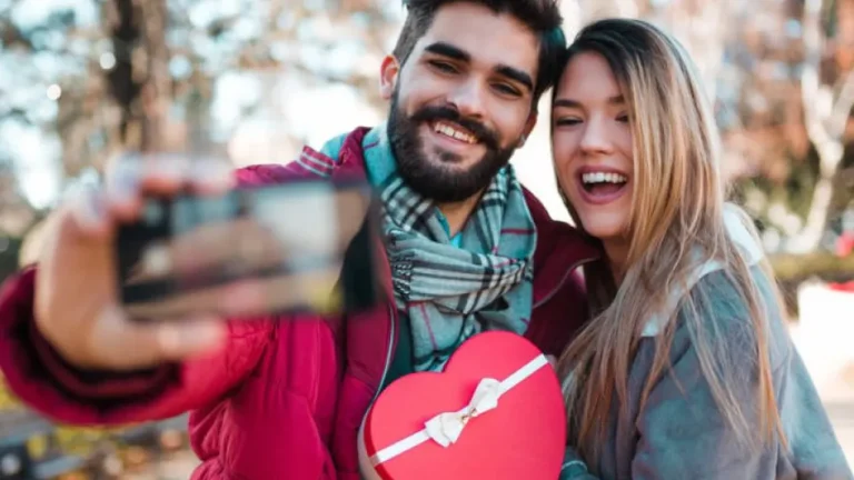 Descubra o Amor na Era Digital – Guia de Apps de Encontros para Mulheres