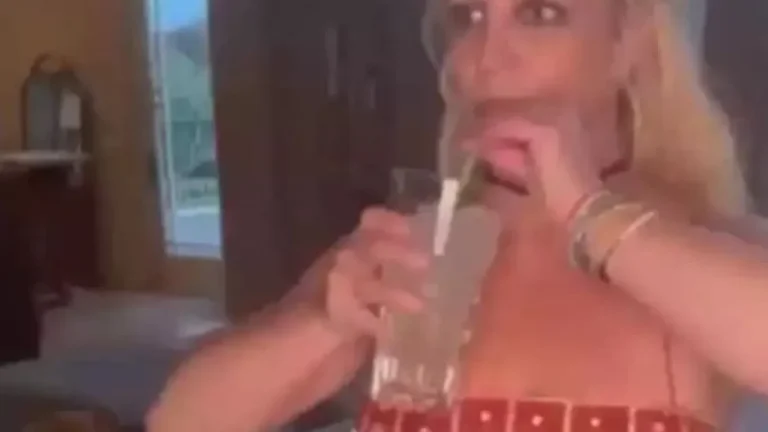 Dieta da água é perigosa? Saiba mais sobre a rotina de alimentação de Britney Spears