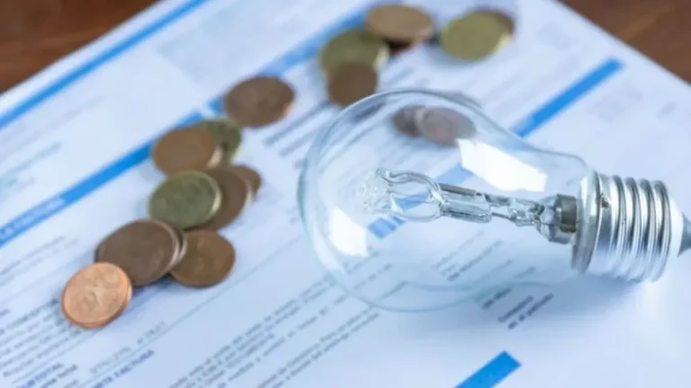 Economia de energia elétrica: Saiba como pagar menos na sua conta