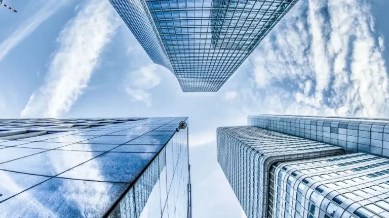 Fundos imobiliários: melhores apostas e dicas para quem vai investir em 2024