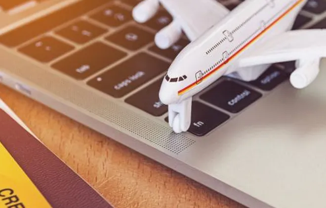 Gasta mais de 3 mil no cartão? Aprenda a comprar passagens aéreas de graça