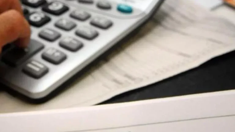 Imposto de Renda 2023: Saiba até quando contribuintes devem receber informes de rendimentos