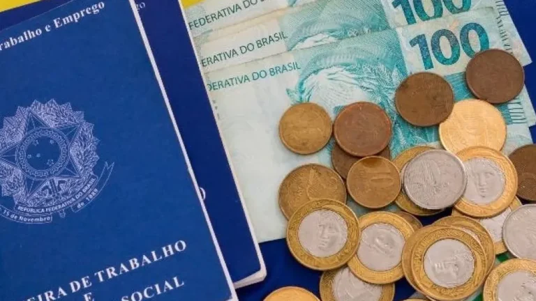 Manter o dinheiro no FGTS vale a pena? Saiba quanto ele rende