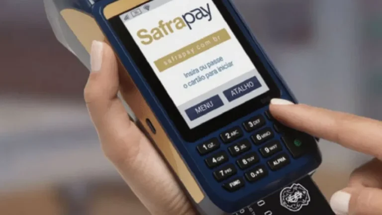 Maquininha SafraPay vale a pena? Confira taxas e vantagens