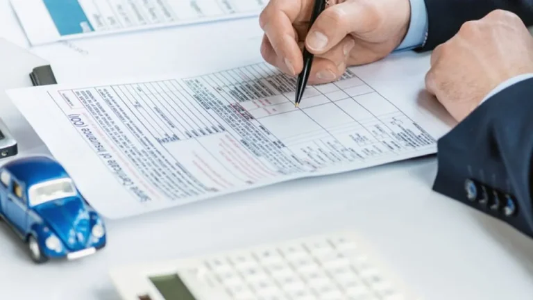 Seguro de carro: entenda como ele é calculado e saiba como simular