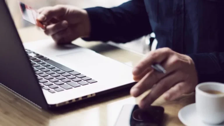 Seguro Notebook: Saiba mais sobre essa apólice