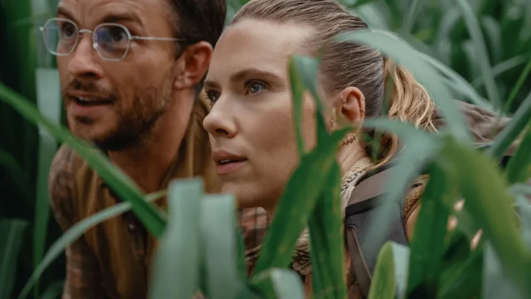 Jurassic World: Recomeço revela imagens impressionantes de T-Rex e novos predadores