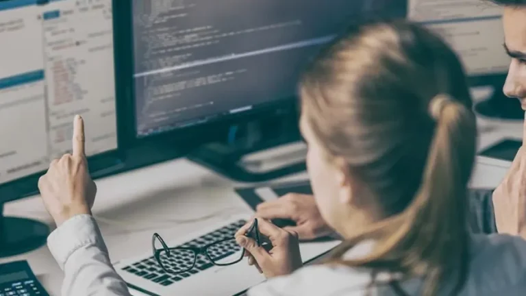 Quer conseguir emprego como programador? Confira dicas para criar um excelente portfólio
