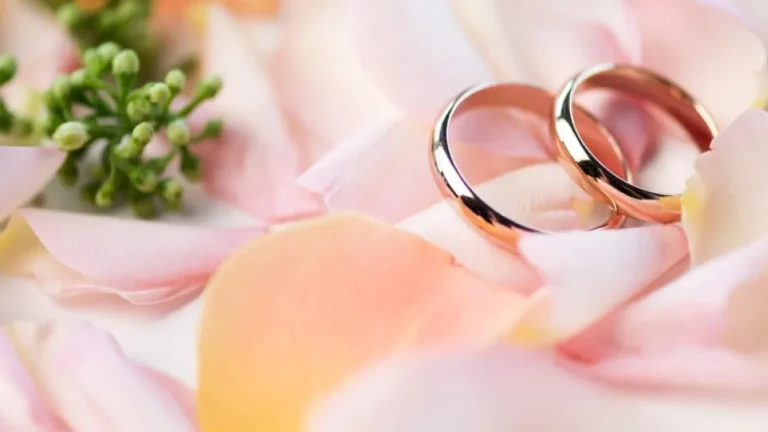 Vai casar em 2025? Confira 6 dicas infalíveis para guardar dinheiro